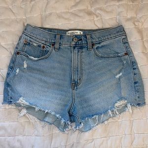 Abercrombie & Fitch Mom Shorts